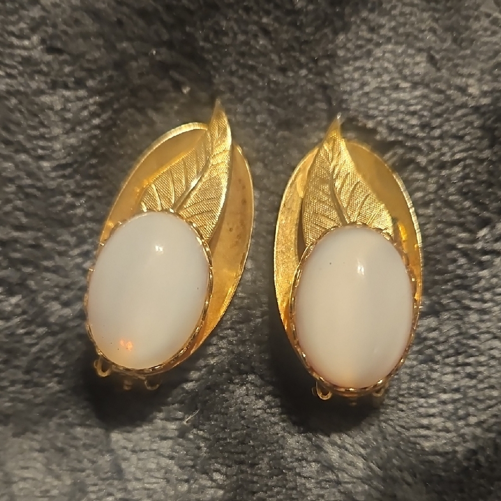Gold Leaf White Cabochon Clip-On Earrings